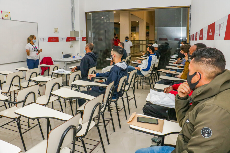 prefeitura-de-carapicuiba-realiza-mutirao-de-emprego-com-mais-de-600-vagas