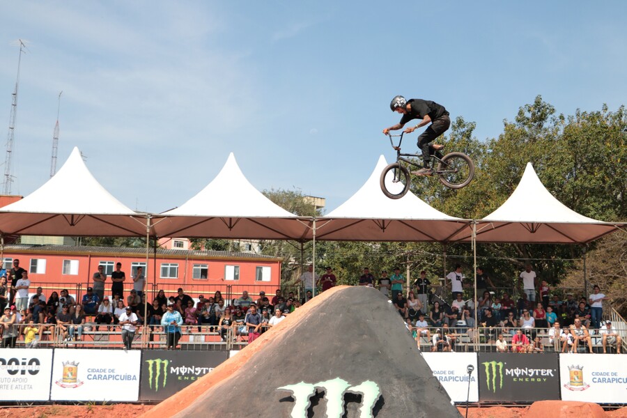 carapicuiba-realiza-5-edicao-consecutiva-do-bmx-dirt-na-cidade