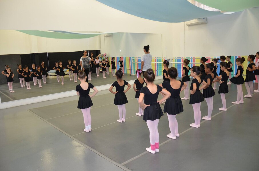 prefeitura-de-carapicuiba-e-associacao-foco-abrem-228-vagas-de-cursos-culturais-para-criancas-e-adolescentes