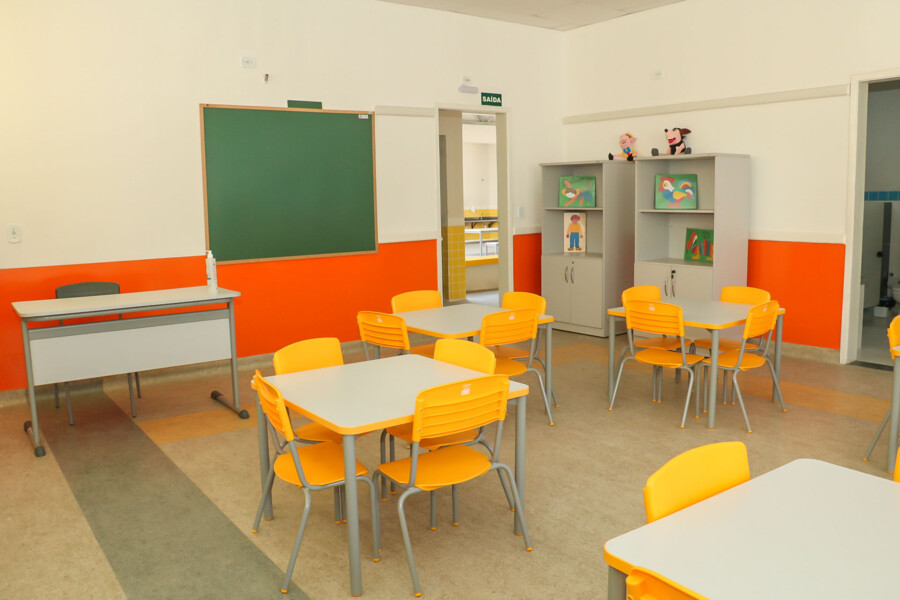 prefeitura-inaugura-escola-no-parque-jandaia