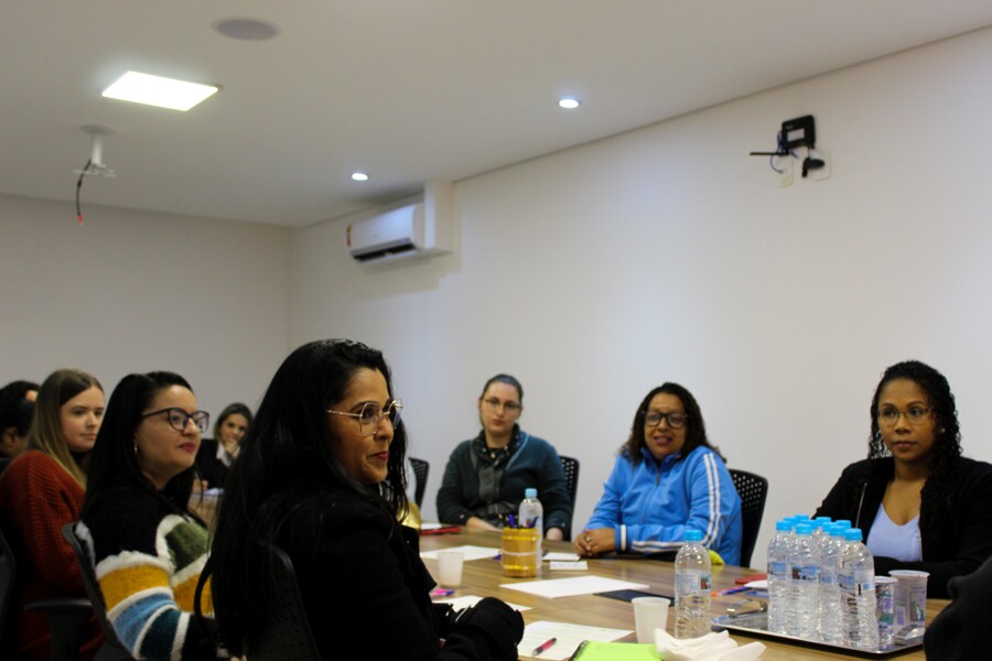 prefeitura-de-carapicuiba-contrata-psicologos-e-assistentes-sociais-para-auxiliar-no-desenvolvimento-educacional
