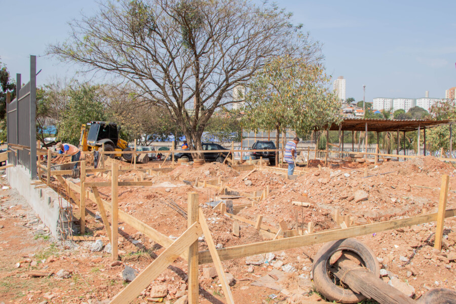 prefeitura-de-carapicuiba-inicia-as-obras-do-novo-ceeac-paturis