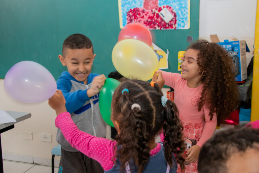 secretaria-de-educacao-realiza-atividades-da-semana-da-crianca-nas-escolas-municipais
