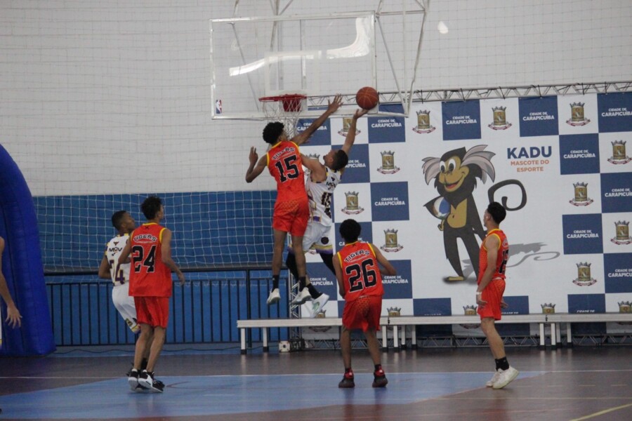 prefeitura-de-carapicuiba-realiza-finais-de-basquete