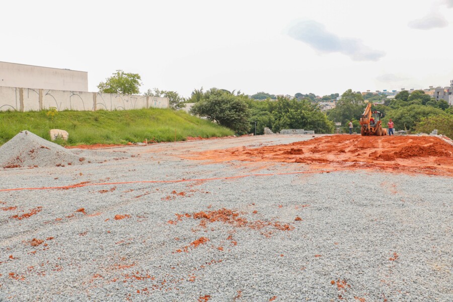 prefeitura-inicia-obras-da-nova-arena-de-esportes-na-cohab-v