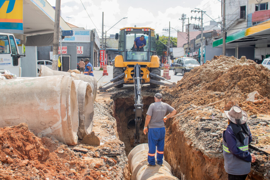 prefeitura-de-carapicuiba-realiza-forca-tarefa-para-prevenir-alagamentos