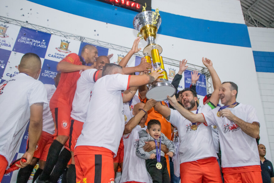 futsal-veterano-em-cima-da-hora-e-bicampeao