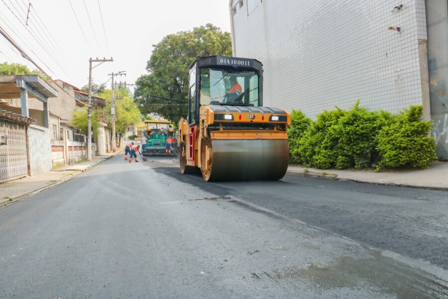 prefeitura-inicia-obras-de-recapeamento-da-vila-municipal-e-granja-viana
