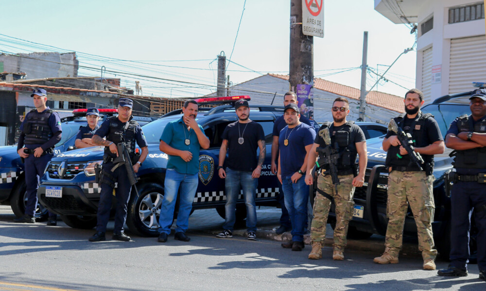 guardas-de-carapicuiba-e-regiao-com-apoio-da-policia-civil-realizam-apreensao-de-drogas