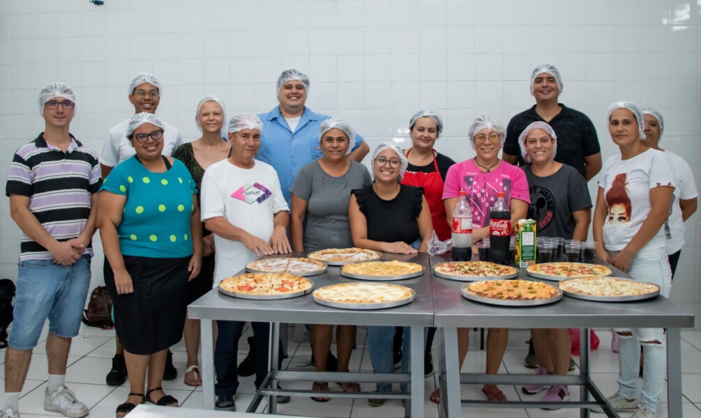prefeitura-de-carapicuiba-inicia-aulas-de-petit-four-e-fabricacao-de-pizzas-na-cozinha-profissional-do-tancredao