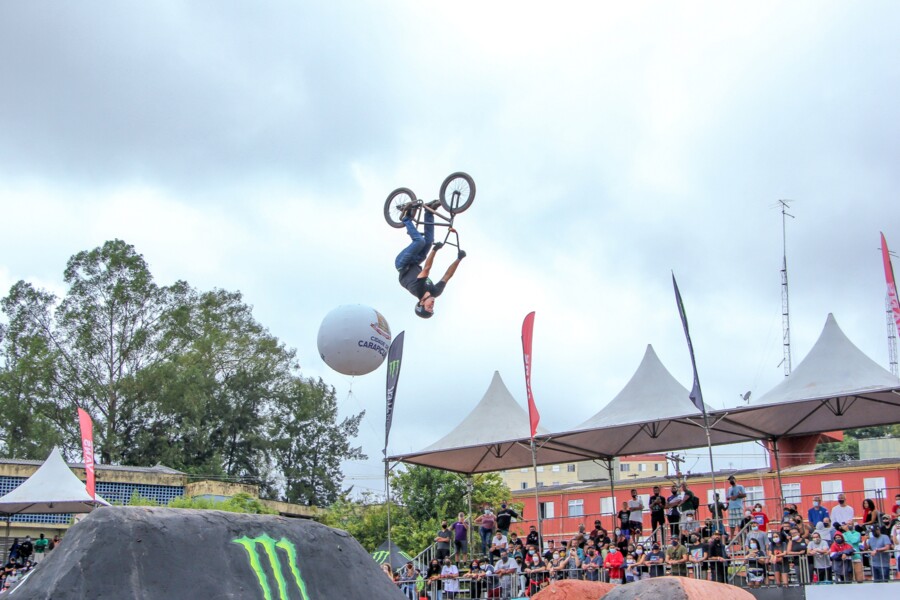 com-apoio-da-prefeitura-carapicuiba-recebe-a-7-edicao-do-bmx-estilo-livre