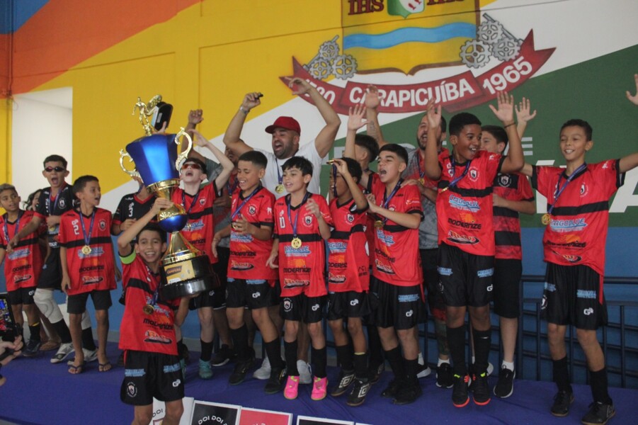 em-cima-da-hora-goleia-e-leva-o-titulo