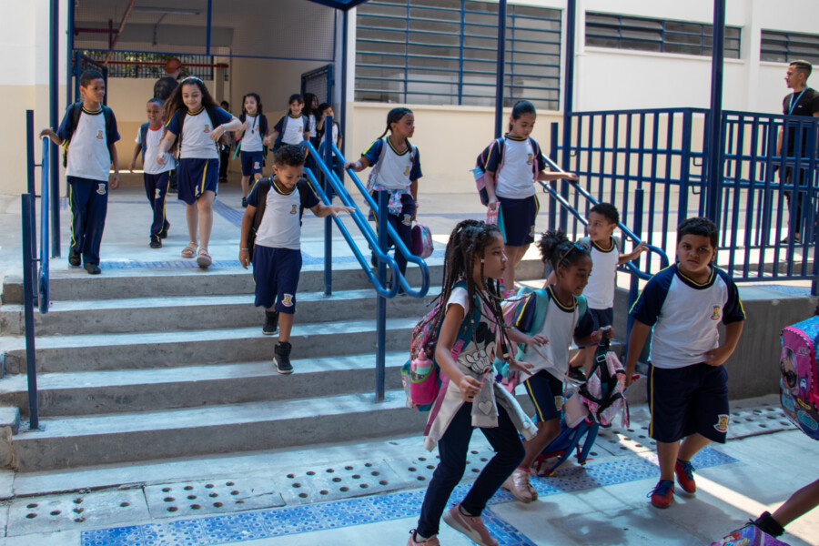 alunos-da-emef-argeu-silveira-bueno-retomam-as-aulas-em-escola-revitalizada