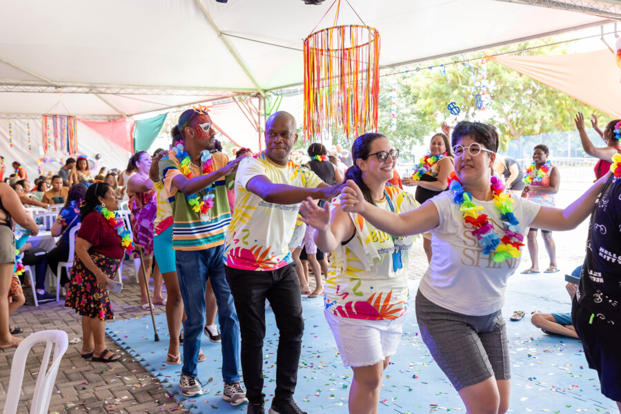 prefeitura-de-carapicuiba-realiza-bloquinhos-carnavalescos-para-integrantes-do-conviver-e-cci