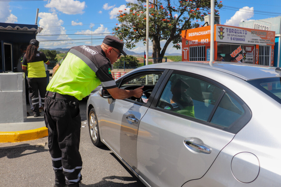 prefeitura-de-carapicuiba-realiza-acao-por-um-transito-seguro