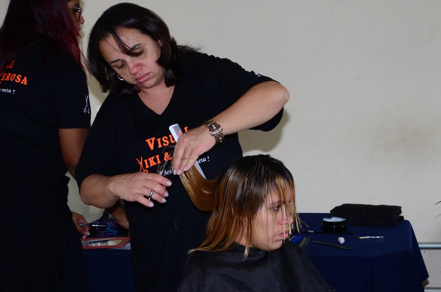 Festa-Dia-das-Mães-recebe-5-mil-pessoas-em-Carapicuíba-(3).jpg