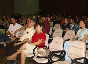1-pre-congresso-debate-interface-entre-psicologia-justica-educacao-e-saude01-300x218.jpg