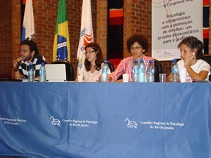 2-pre-congresso-debate-interface-entre-psicologia-justica-educacao-e-saude02-300x225.jpg