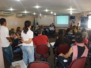2-ultimo-evento-preparatorio-do-ano-da-psicoterapia-e-realizado-no-rio02-300x225.jpg