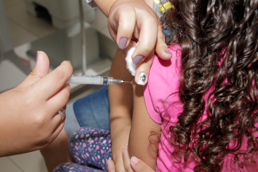 prefeitura-de-carapicuiba-realiza-dia-v-de-multivacinacao
